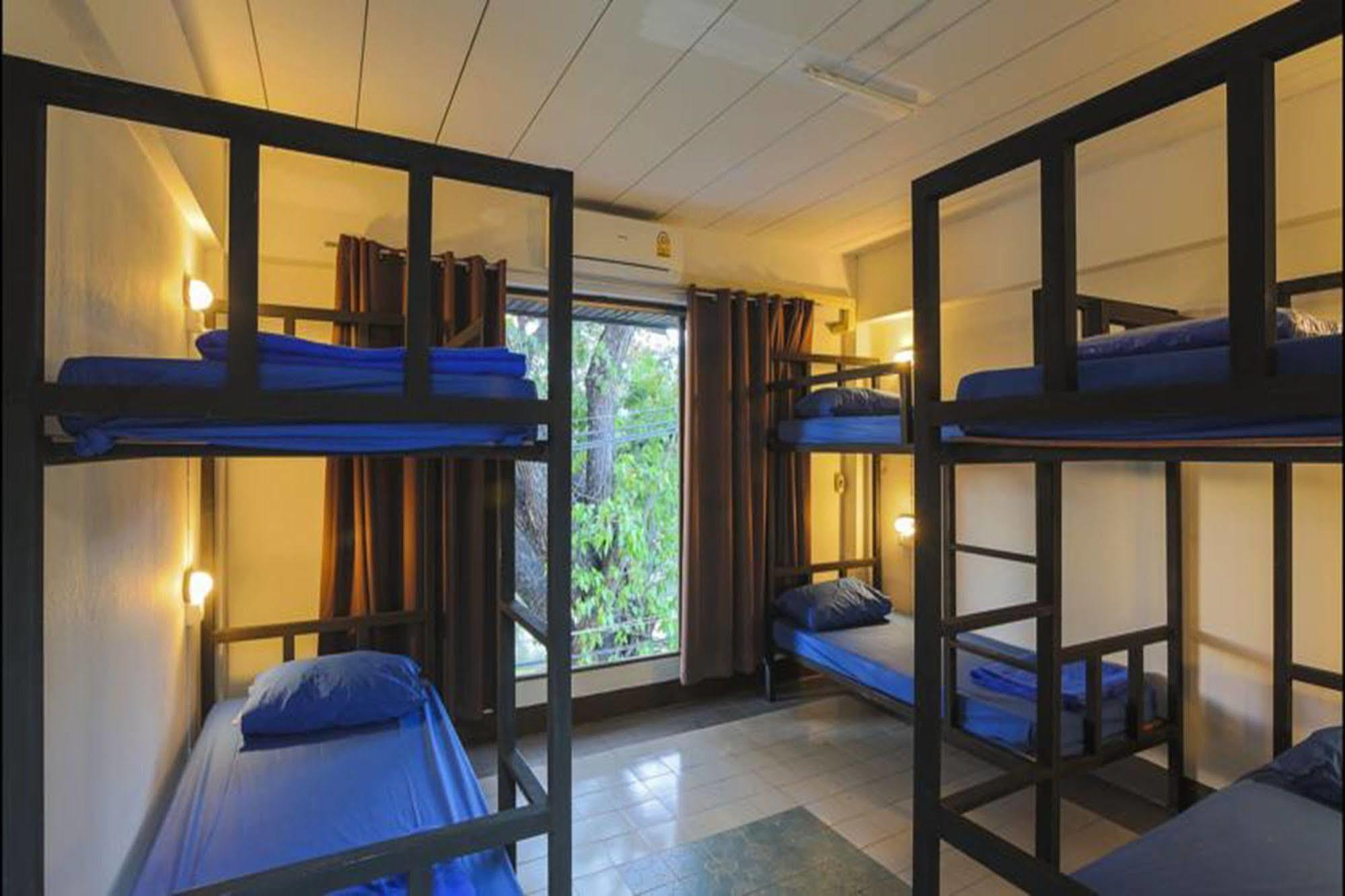 Cham Cha Hostel Chiang Mai Exterior foto
